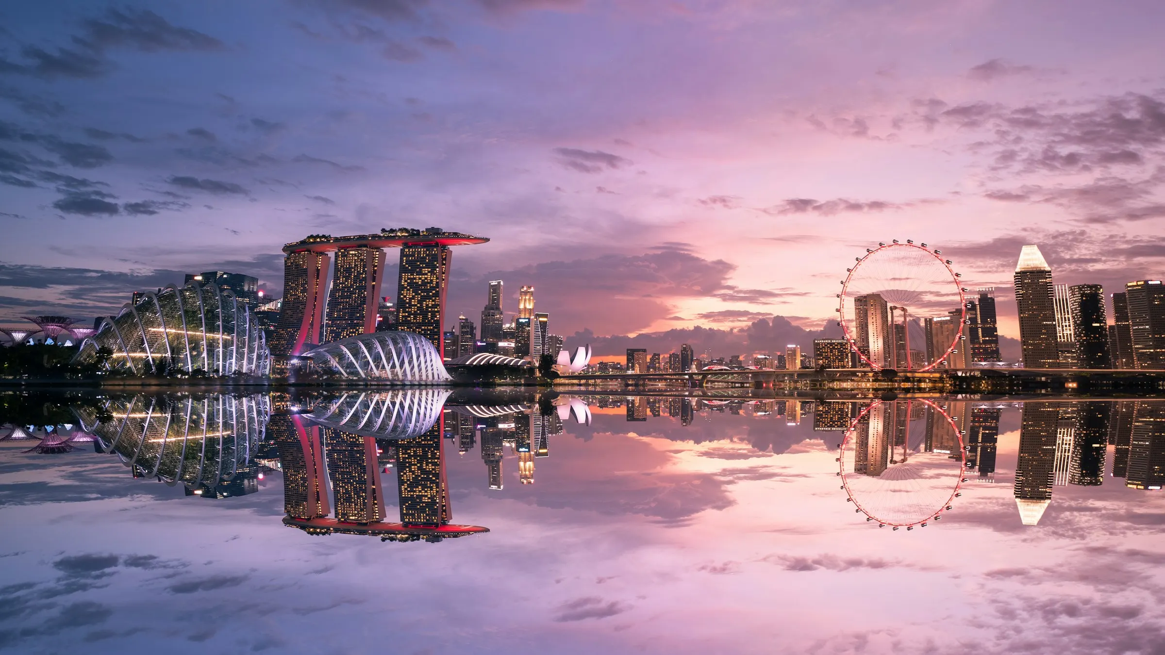 Horizonte de Singapur en Marina Bay